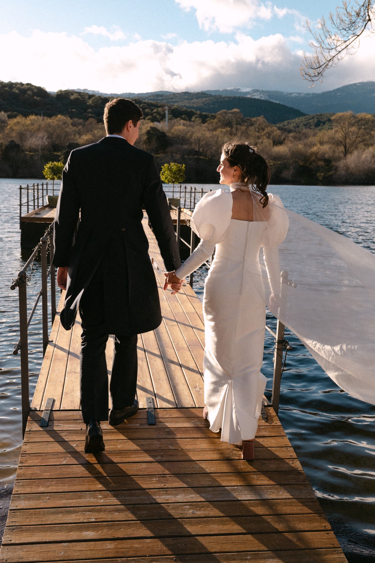 Menú y detalle floral — boda de Carmen y Carlos en Prados Moros, Sierra de Madrid