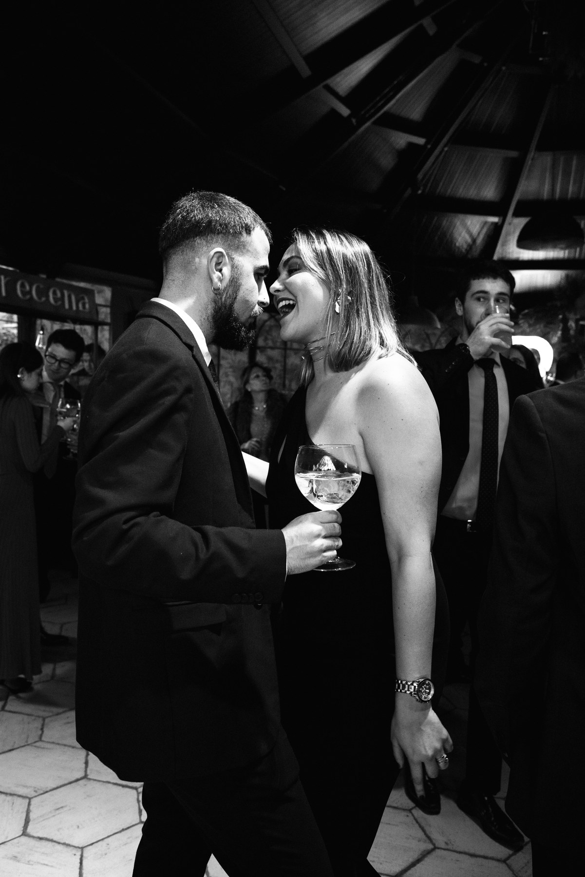 Primer baile de los novios — boda de Carmen y Carlos en Prados Moros, Sierra de Madrid