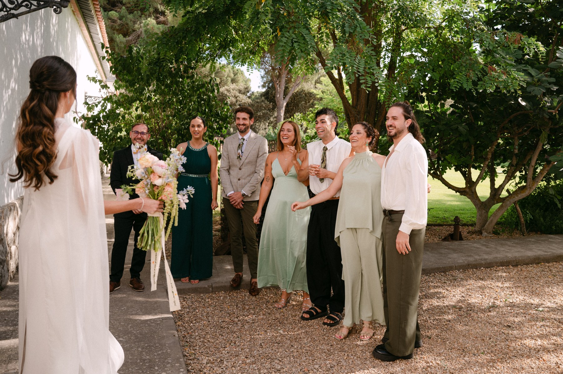 El lugar decorado para el cóctel — boda de Yolanda y Javier en Dehesa de Canónigos, Valladolid