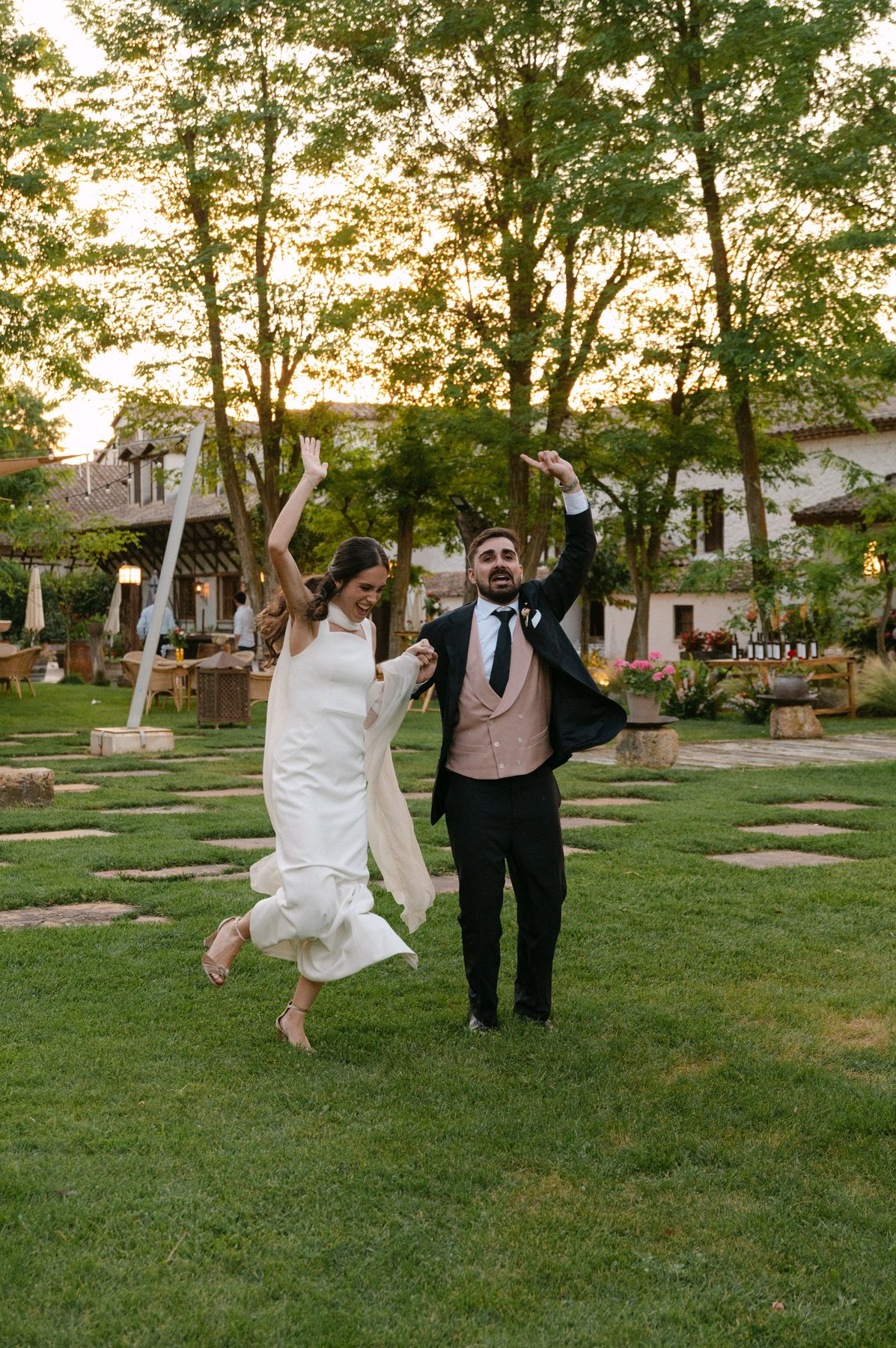 La novia bailando con su padre — boda de Yolanda y Javier en Dehesa de Canónigos, Valladolid